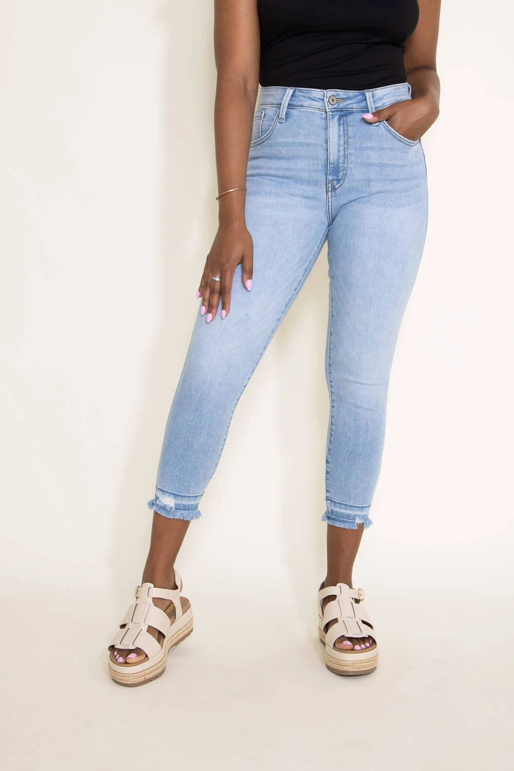 KanCan High Rise Cropped Skinny Jeans For Women | KC2556L 4 KanCan High Rise Cropped Skinny Jeans For Women | KC2556L - Image 2