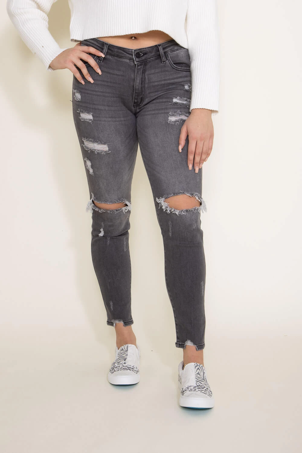 KanCan Mid Rise Distressed Super Skinny Jeans For Women In Light Grey | KC5055LG 3 KanCan Mid Rise Distressed Super Skinny Jeans For Women In Light Grey | KC5055LG