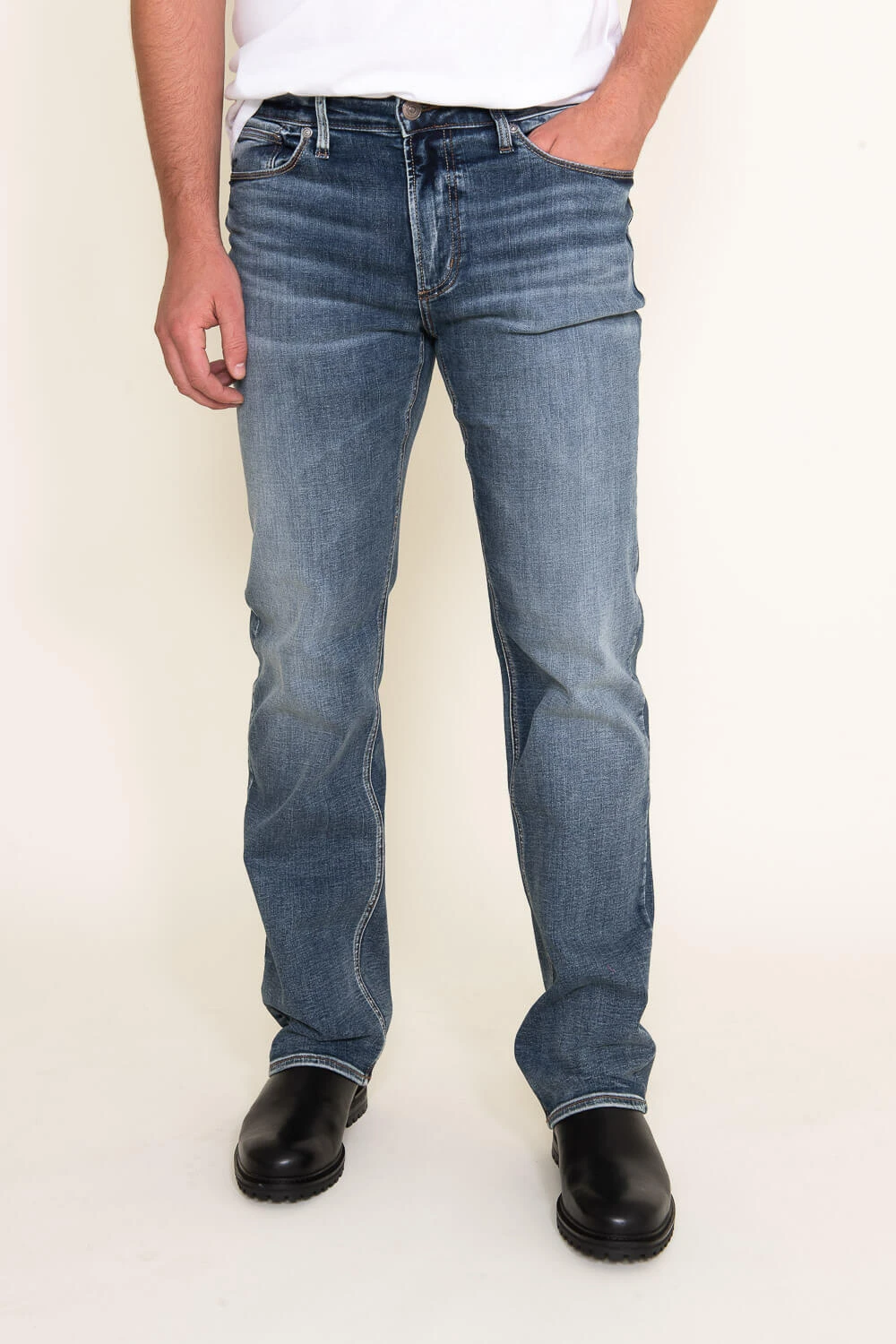 Silver Jeans Grayson Easy Fit Straight Jeans For Men | M33314ECF276 3 Silver Jeans Grayson Easy Fit Straight Jeans For Men | M33314ECF276
