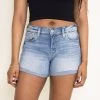 Silver Jeans Suki Light Wash Denim Shorts For Women | L53960EPX199 2 Silver Jeans Suki Light Wash Denim Shorts For Women | L53960EPX199 -straight jeans shop 001 Silver Jeans Suki Light Wash Denim Shorts for Women L53960EPX199