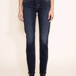 Silver Jeans Elyse Straight Jeans For Women | L03403EDB441 -straight jeans shop 001 Silver Jeans for Women Elyse Straight in Indigo ELYSE STRAIGHT L03403EDB441
