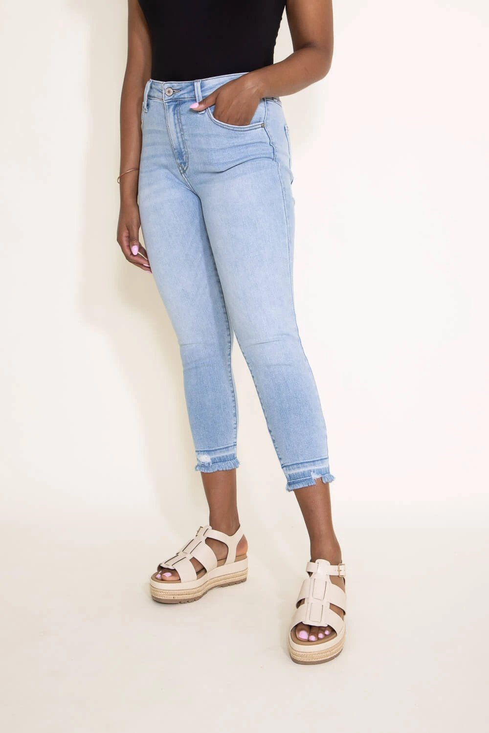 KanCan High Rise Cropped Skinny Jeans For Women | KC2556L 7 KanCan High Rise Cropped Skinny Jeans For Women | KC2556L - Image 5