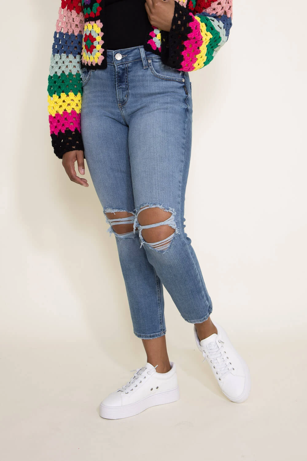 Silver Jeans Suki Straight Leg Crop Jeans For Women | L43980EAE245 7 Silver Jeans Suki Straight Leg Crop Jeans For Women | L43980EAE245 - Image 5