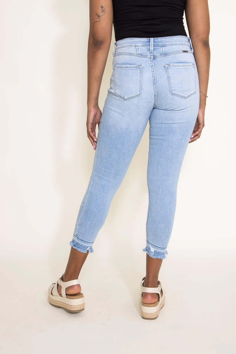 KanCan High Rise Cropped Skinny Jeans For Women | KC2556L 5 KanCan High Rise Cropped Skinny Jeans For Women | KC2556L - Image 3