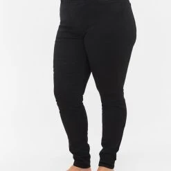 Zizzi Super Slim Amy Jeans With Elasticated Waist Black -straight jeans shop J10064J 0201 ModelDetail2