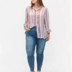 Zizzi Cropped Amy Jeans With A Zip Blue Denim