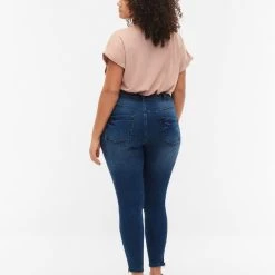 Alternative view of Zizzi Cropped Amy Jeans With A Zip Dark Blue Denim