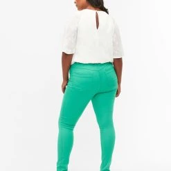 Alternative view of Zizzi High Waisted Amy Jeans With Super Slim Fit Holly Green