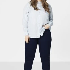 Alternative view of Zizzi High-waisted Super Slim Amy Jeans Dark Blue