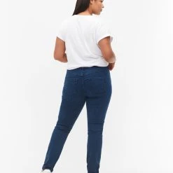 Alternative view of Zizzi Extra Slim Sanna Jeans With Regular Waist Dark Blue