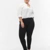 Zizzi Super Slim Amy Jeans With Stud Detail Black -straight jeans shop J10912A 0201 ModelFront