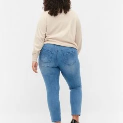 Alternative view of Zizzi Cropped Emily Jeans With Embroidery Blue Denim