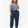 Zizzi Cargo Jeans With Pockets Dark Blue Denim -straight jeans shop J10967C 1075 ModelFront 1